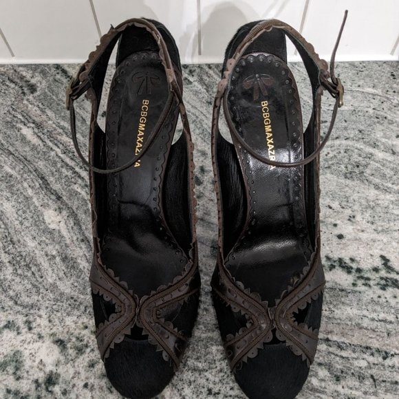 BCBGMaxAzria Caldea Leather Pump - Picture 6 of 8